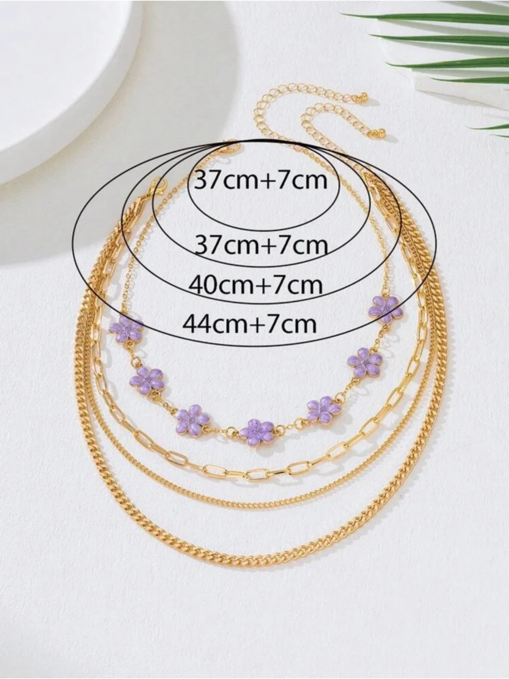 N/A elegant gold